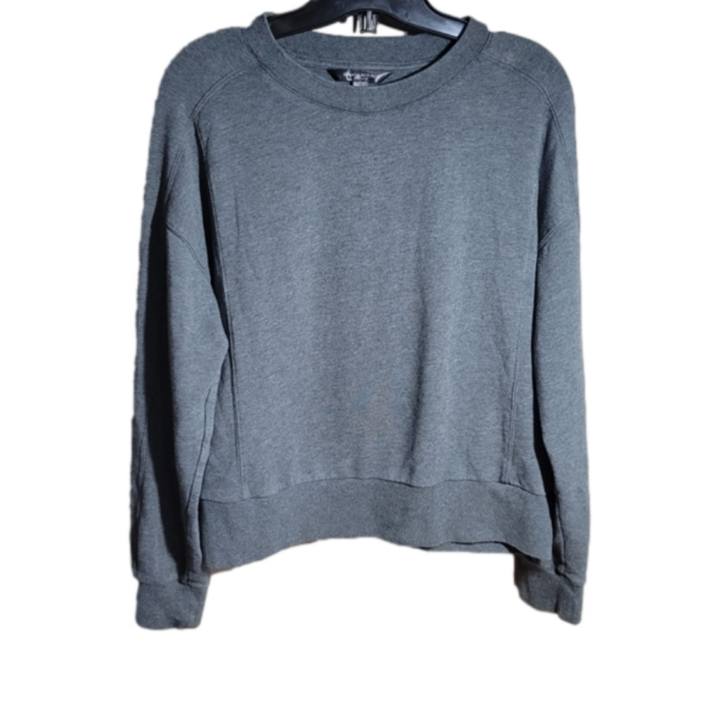 Banana Republic crew neck longer cropped grey longsleeve sweatshirt medium